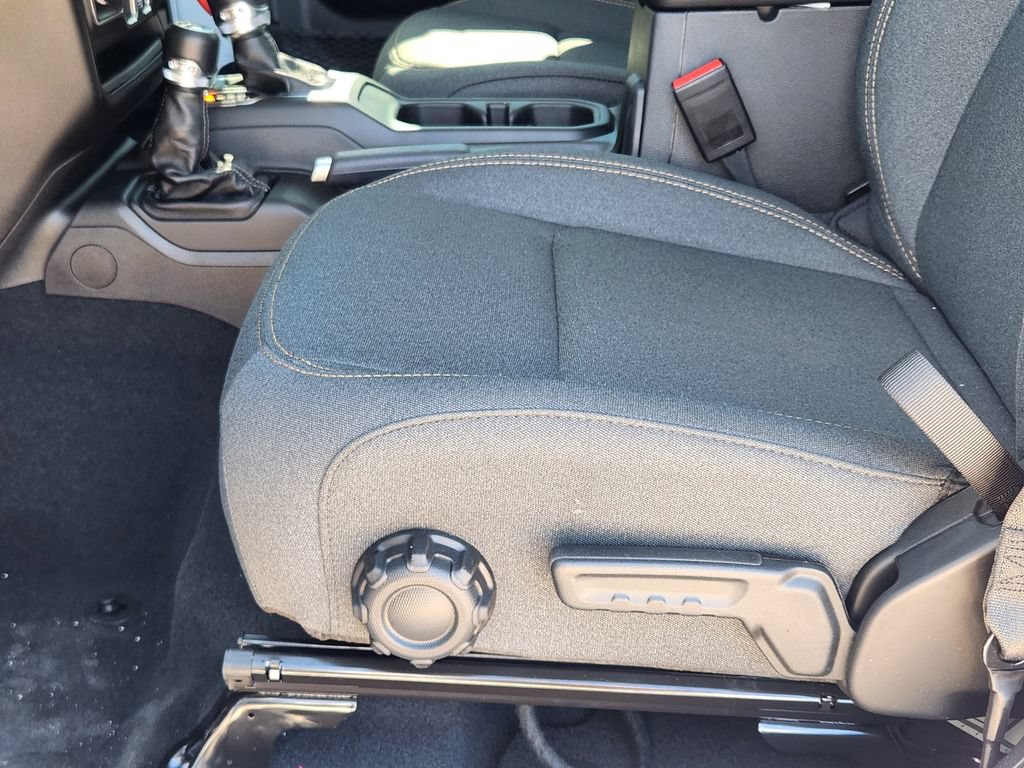 New 2026 Jeep Wrangler Unlimited Sport AWD/4WD image 18