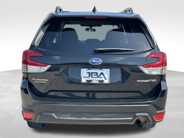 Used 2023 Subaru Forester Premium image 26