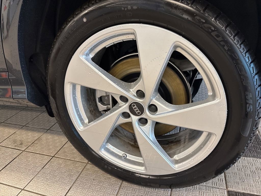 New 2025 Audi Q5 Premium Plus image 11