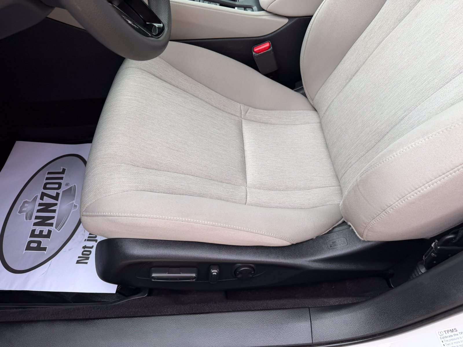 Used 2023 Honda Accord EX image 12