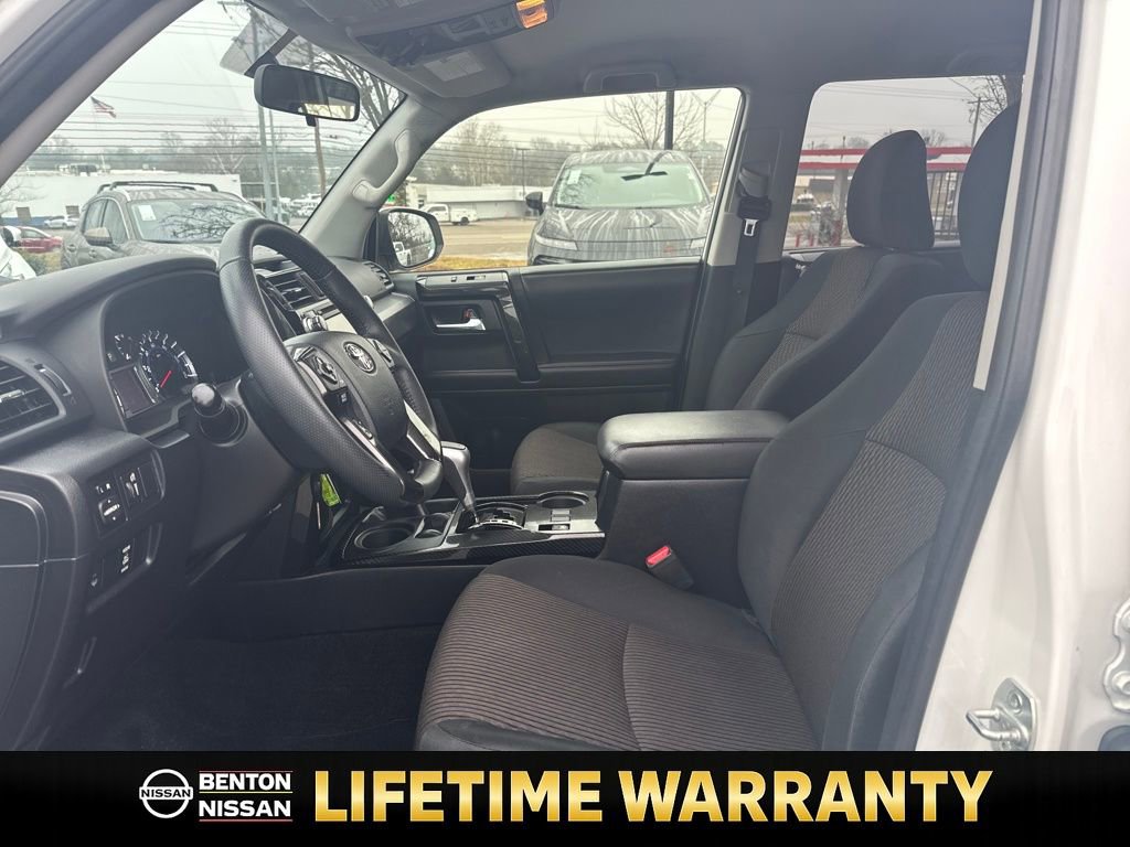 Used 2019 Toyota 4Runner TRD Off-Road image 10