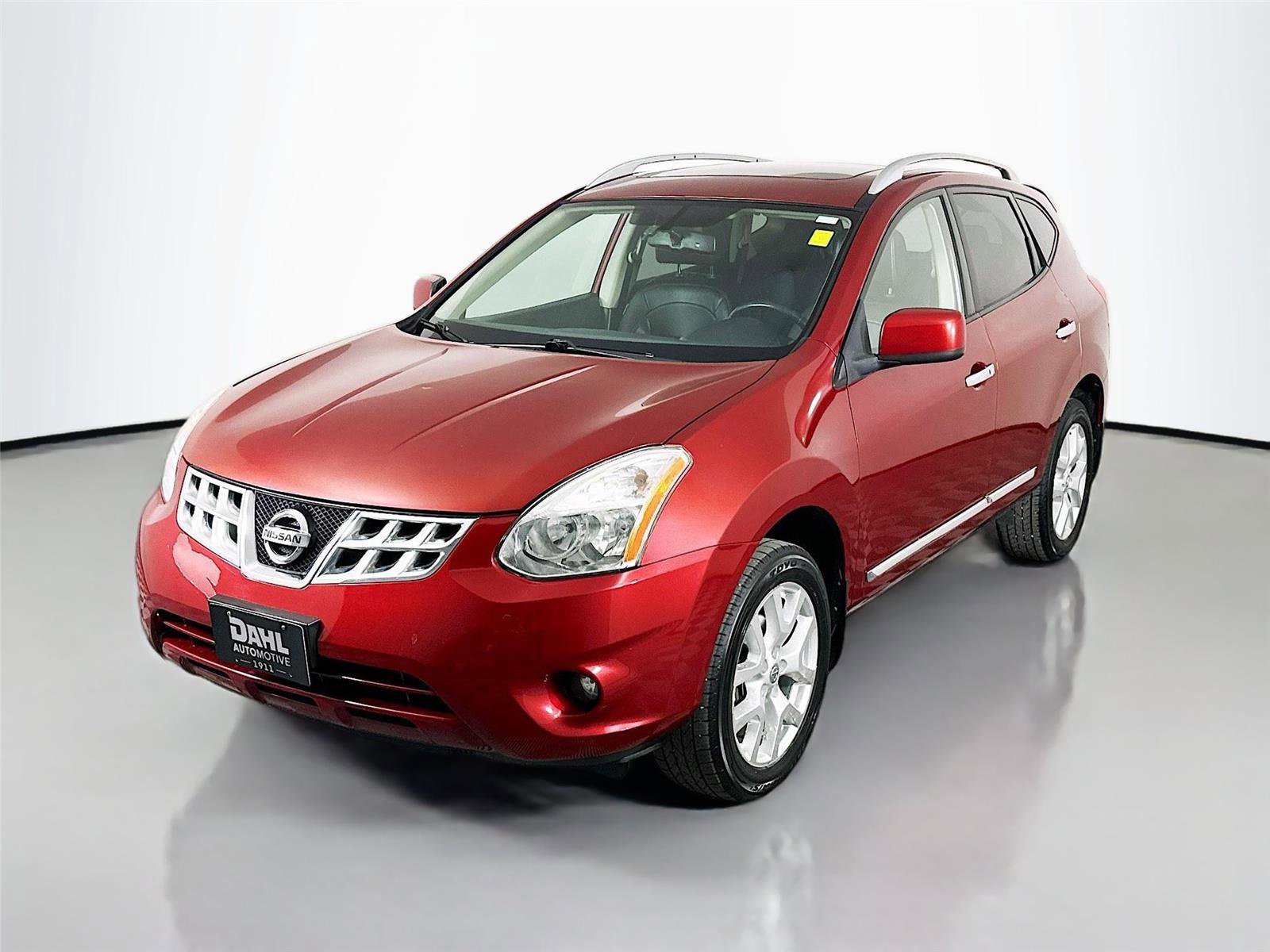 Used 2011 Nissan Rogue SV w/ SL Pkg image 3