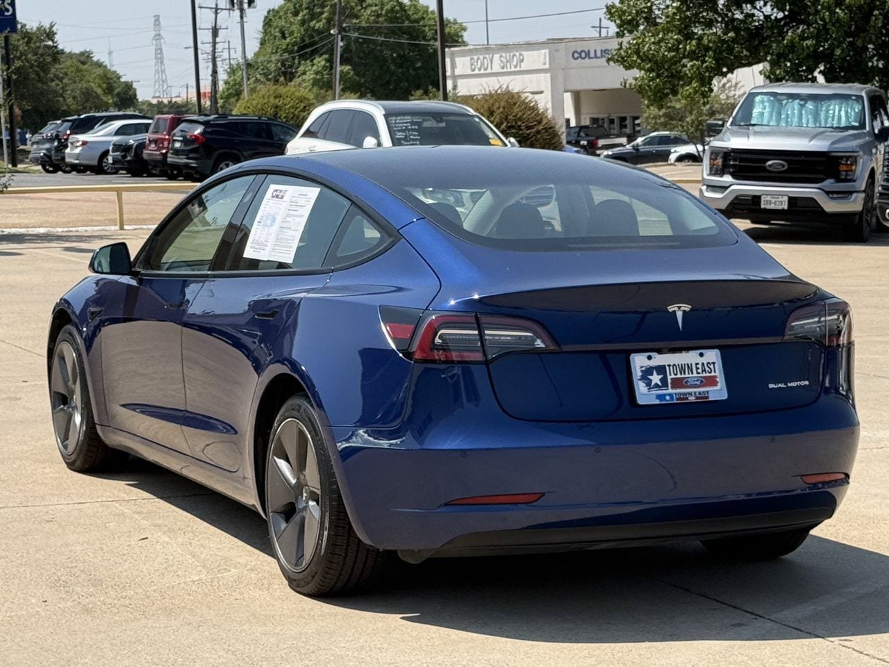 Used 2022 Tesla Model 3 Long Range AWD/4WD image 5