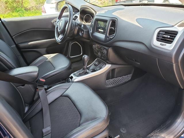 Used 2021 Jeep Compass Latitude w/ Convenience Group AWD/4WD image 19