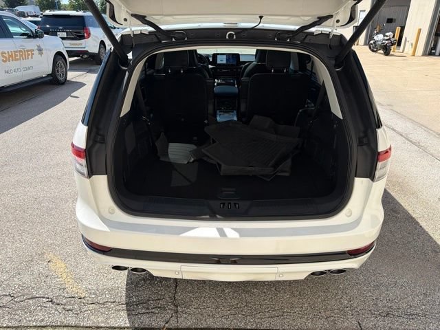 Certified 2025 Lincoln Aviator Reserve w/ Equipment Group 201A AWD/4WD image 15