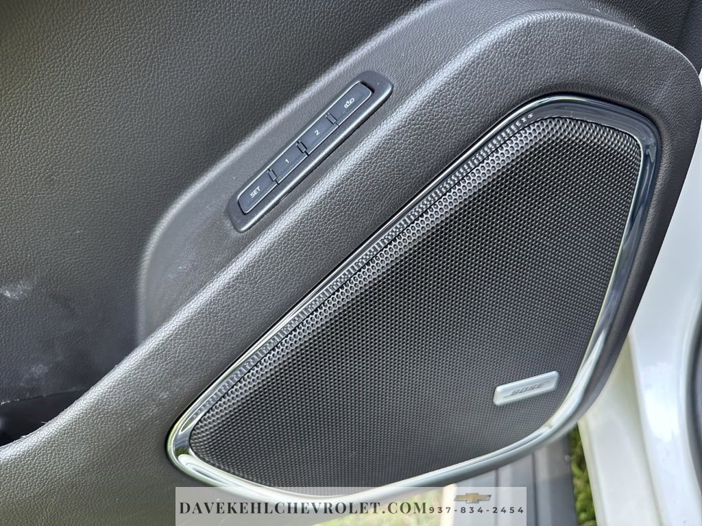 Used 2019 GMC Yukon Denali w/ Denali Ultimate Package image 11