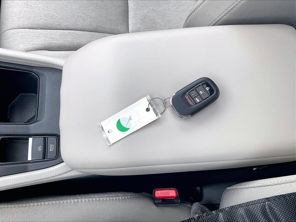 Used 2023 Honda Accord EX image 30