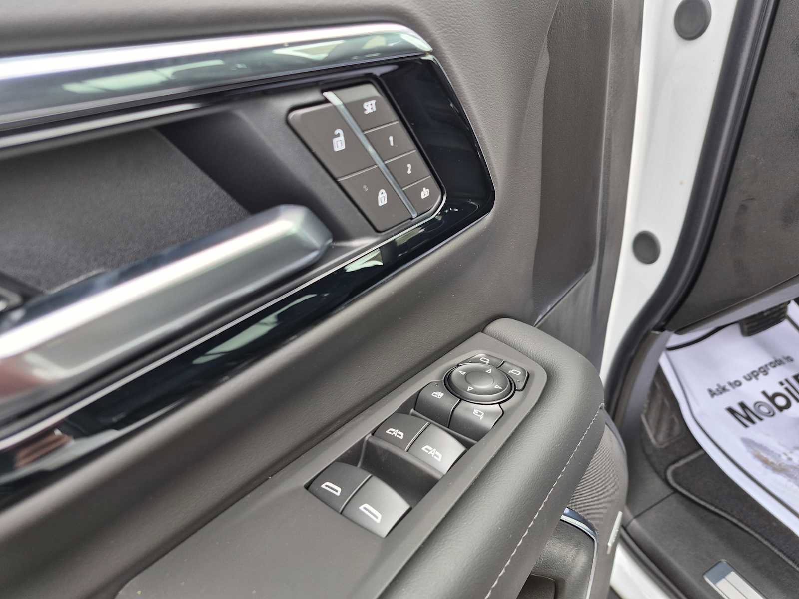 New 2026 Chevrolet Suburban LT w/ Comfort Package AWD/4WD image 15