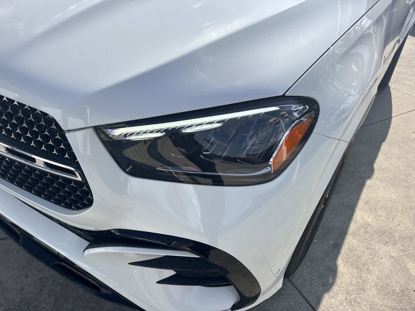 Certified 2025 Mercedes-Benz GLE 450e 4MATIC image 9