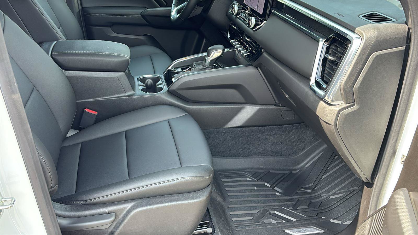 Certified 2025 GMC Canyon Elevation w/ Convenience Package RWD image 22