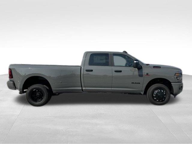 New 2026 RAM 3500 Big Horn AWD/4WD image 10