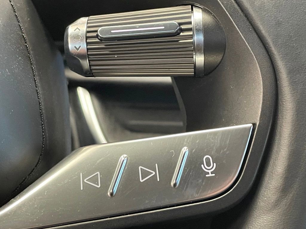 Used 2024 Lucid Air Touring image 28