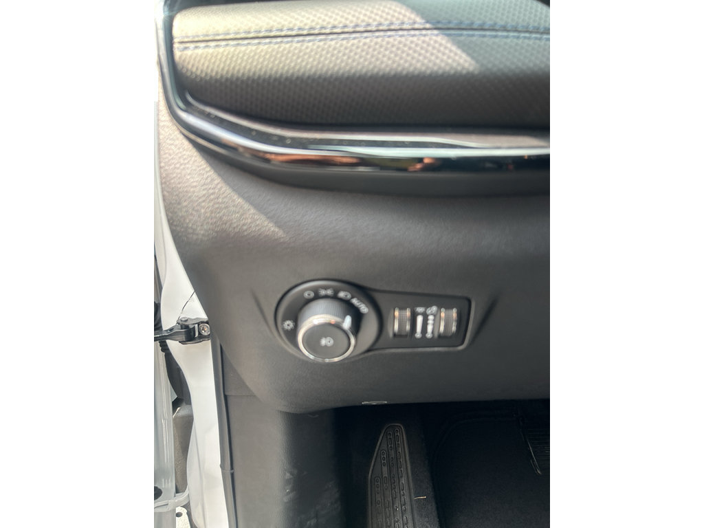 New 2026 Jeep Compass Latitude AWD/4WD image 16