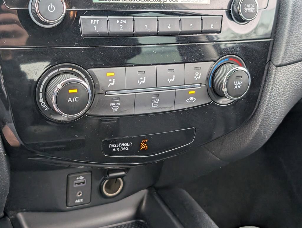 Used 2017 Nissan Rogue S image 21