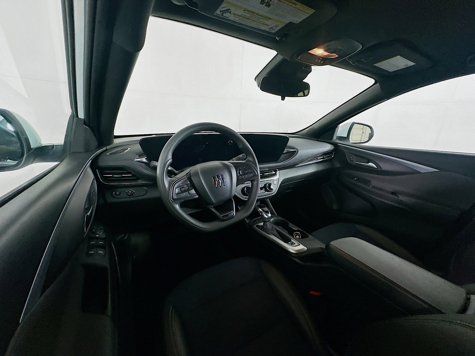 Used 2025 Buick Envista Preferred FWD image 18