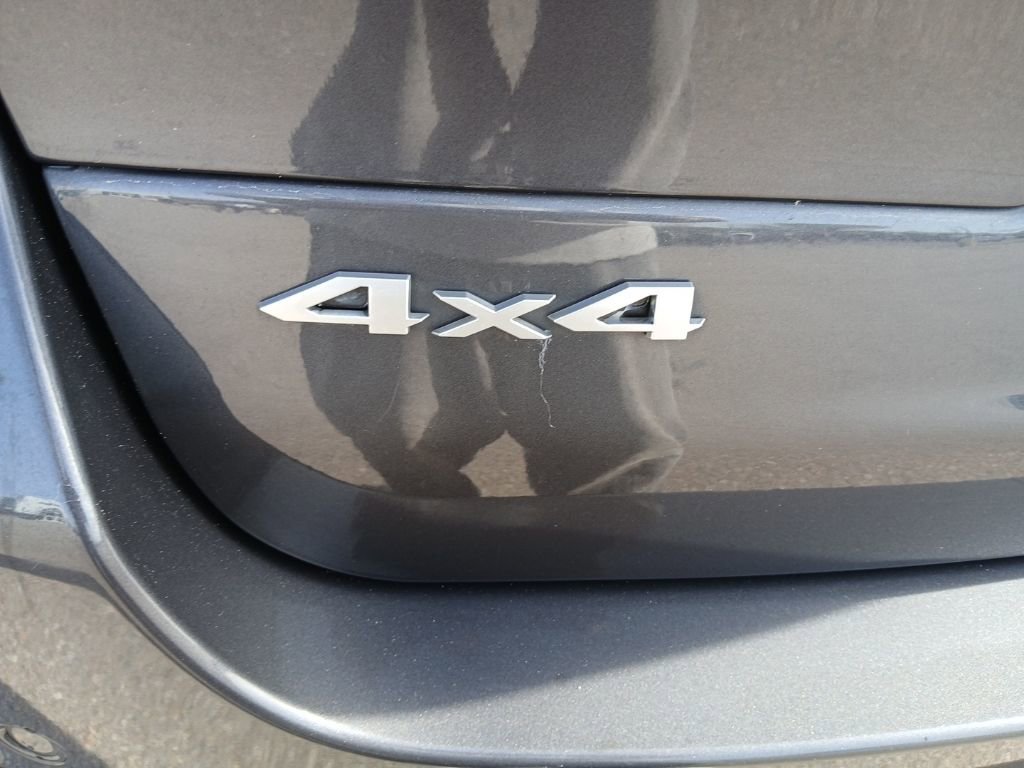 Used 2024 Jeep Grand Cherokee L Limited w/ Luxury Tech Group II image 9