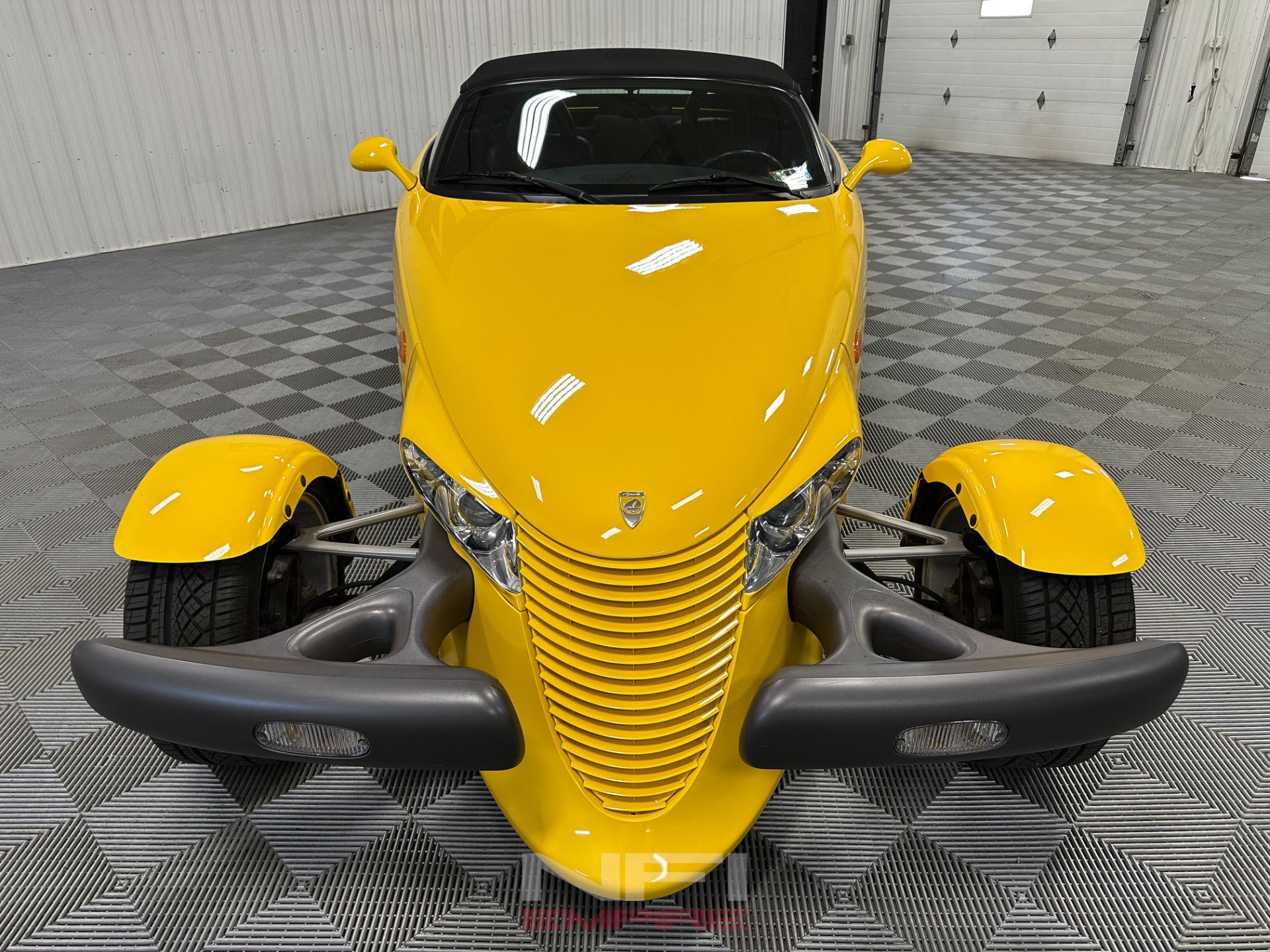 Used 1999 Plymouth Prowler RWD image 8