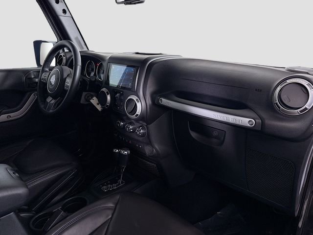 Used 2017 Jeep Wrangler Unlimited Sahara w/ Max Tow Package image 28