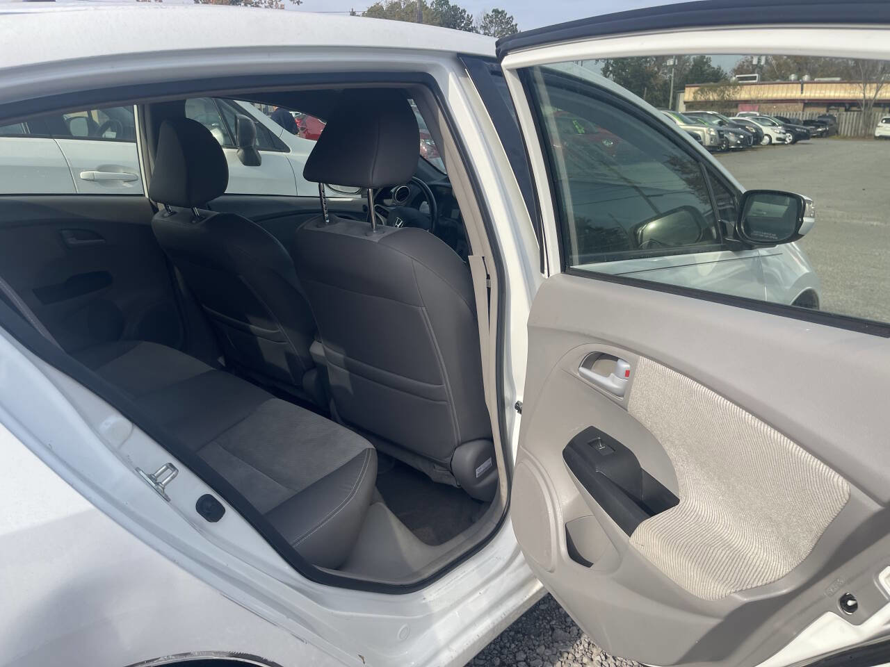 Used 2013 Honda Insight EX image 17