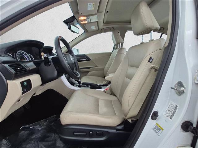 Used 2013 Honda Accord Touring image 17