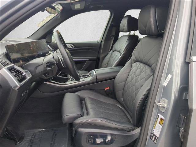 Used 2025 BMW X5 xDrive40i image 16