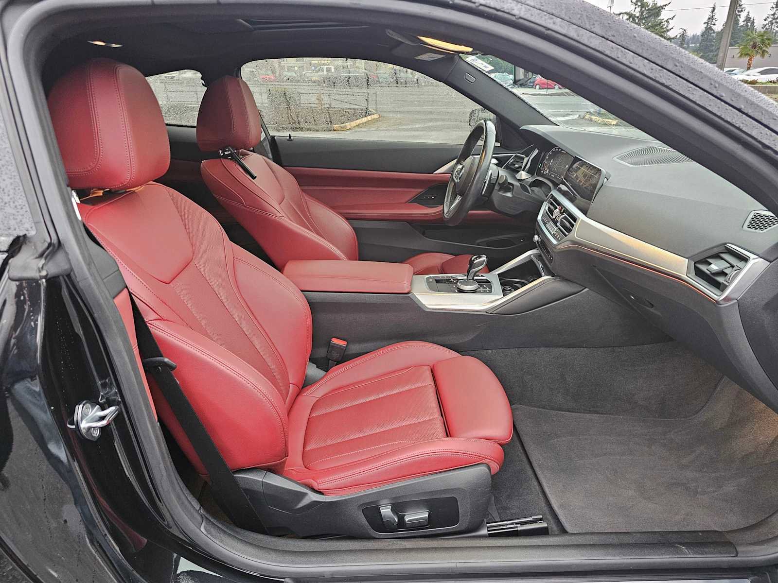 Used 2023 BMW 440i xDrive Coupe w/ Premium Package image 11