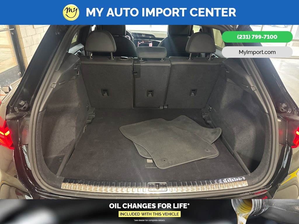 Used 2022 Audi Q3 2.0T Premium Plus w/ Premium Plus Package image 28