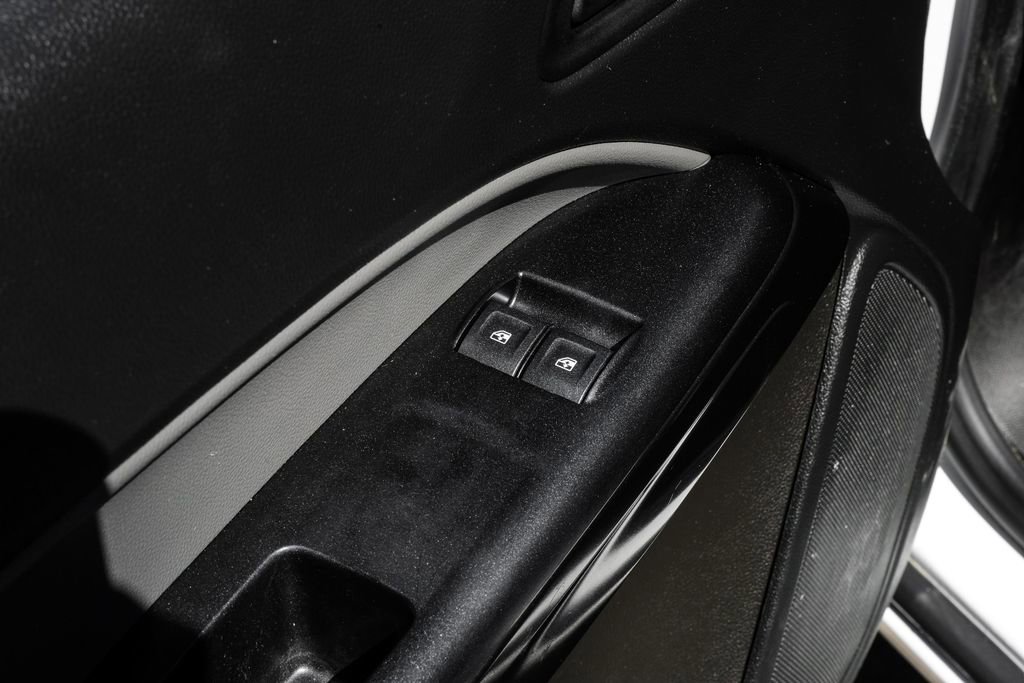 Used 2022 Chevrolet Colorado W/T w/ WT Convenience Package image 39