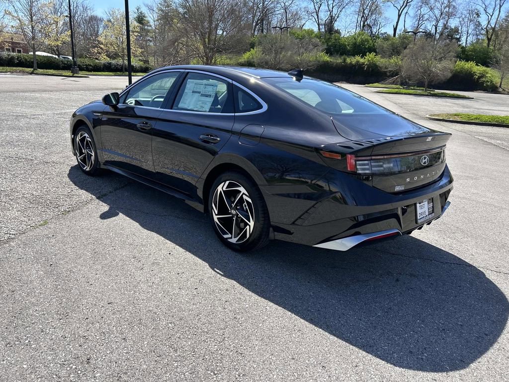New 2026 Hyundai Sonata SEL FWD image 5