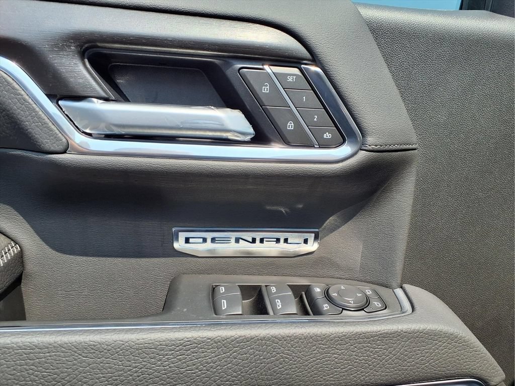 New 2026 GMC Sierra 1500 Denali w/ Technology Package AWD/4WD image 13