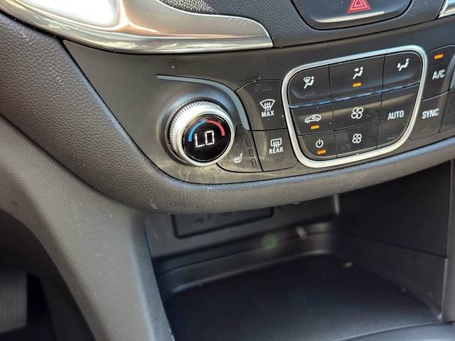Used 2019 Chevrolet Equinox LT w/ Driver Convenience Package FWD image 27