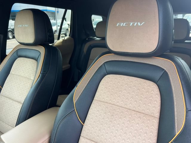 Used 2025 Chevrolet Equinox ACTIV w/ Convenience Package III AWD/4WD image 13