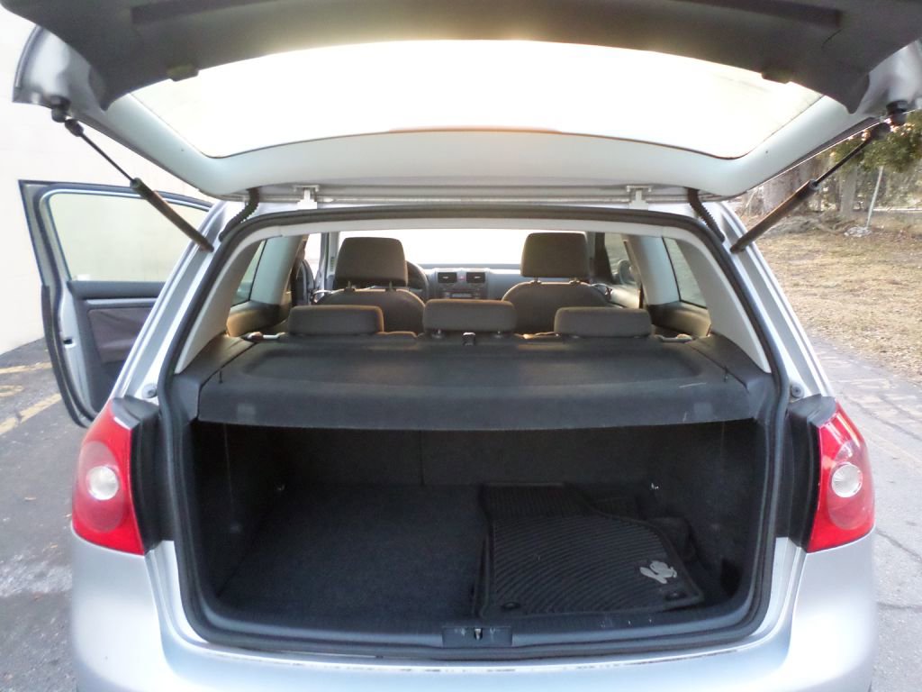 Used 2006 Volkswagen Rabbit image 24