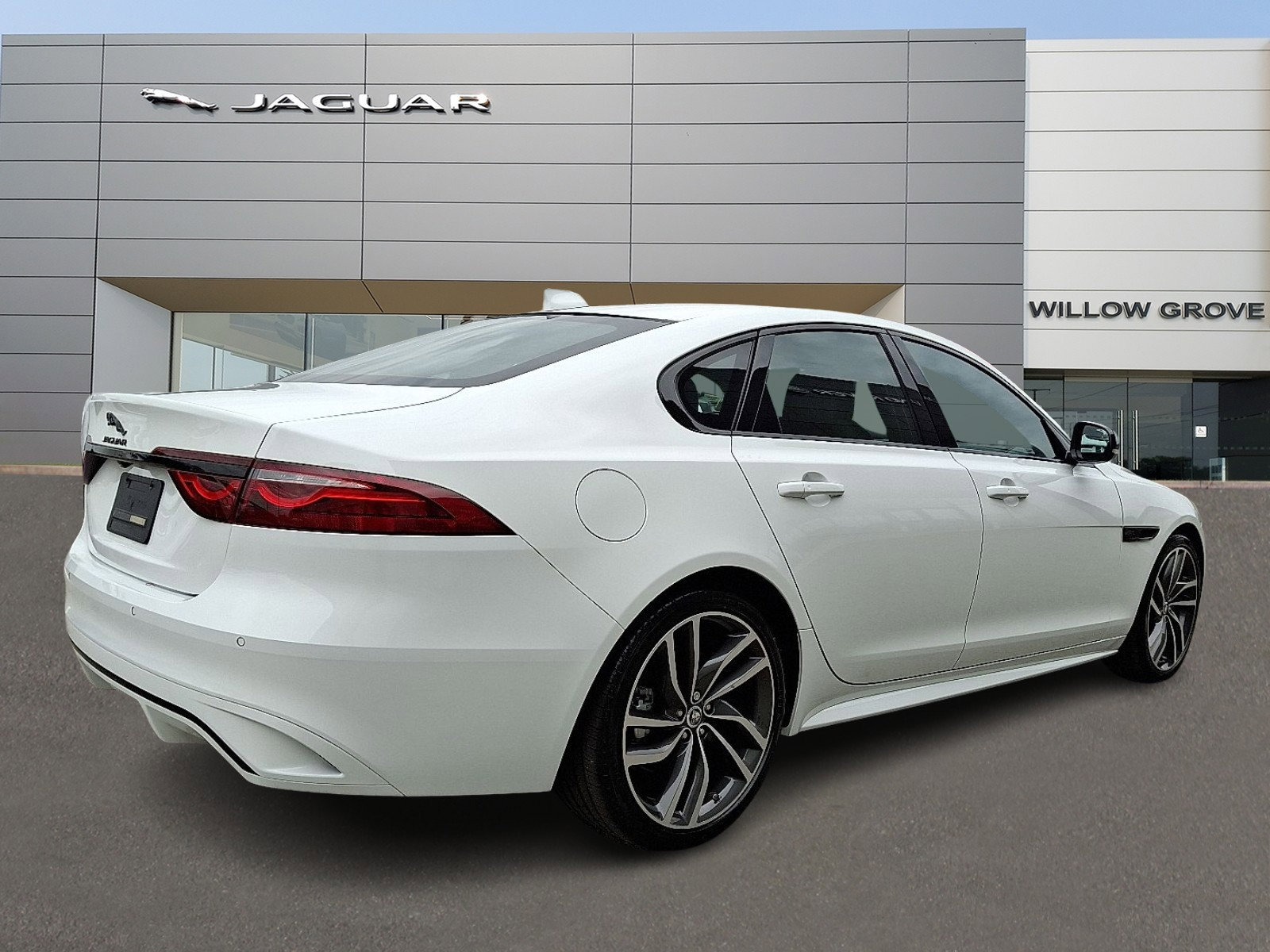New 2024 Jaguar XF R-Dynamic SE image 2