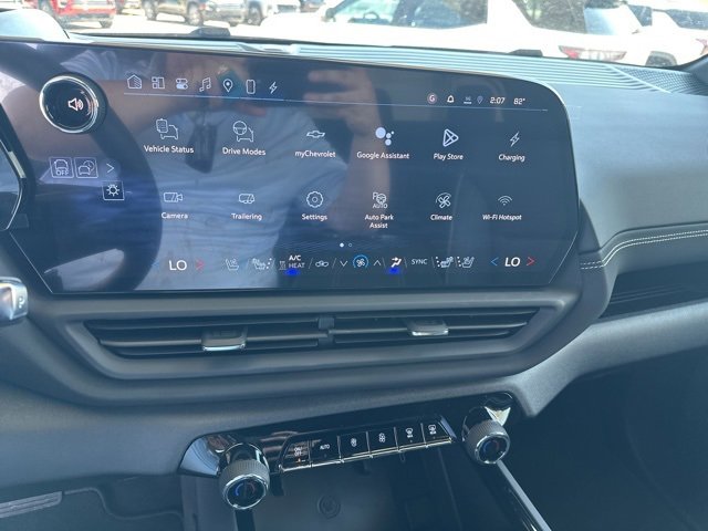 New 2026 Chevrolet Silverado EV LT image 16