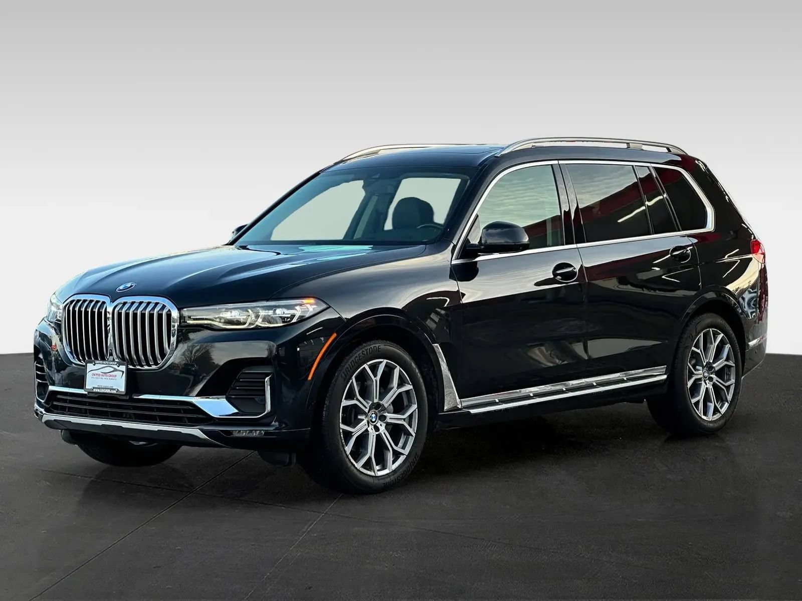 Used 2019 BMW X7 xDrive40i w/ Premium Package AWD/4WD image 3
