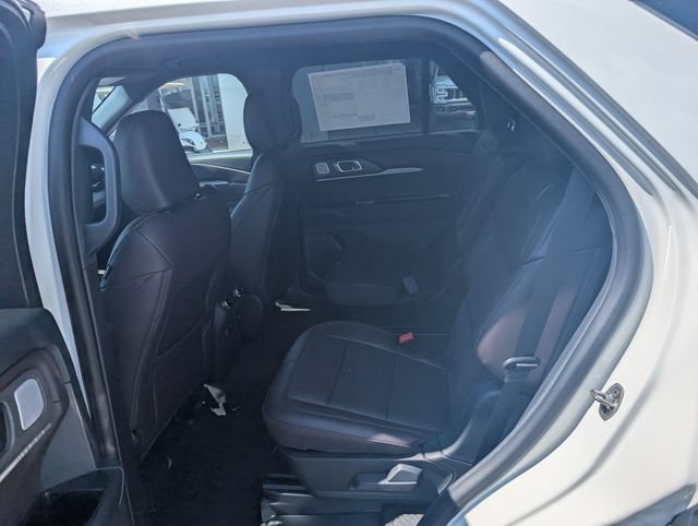 New 2027 Ford Explorer Platinum AWD/4WD image 9