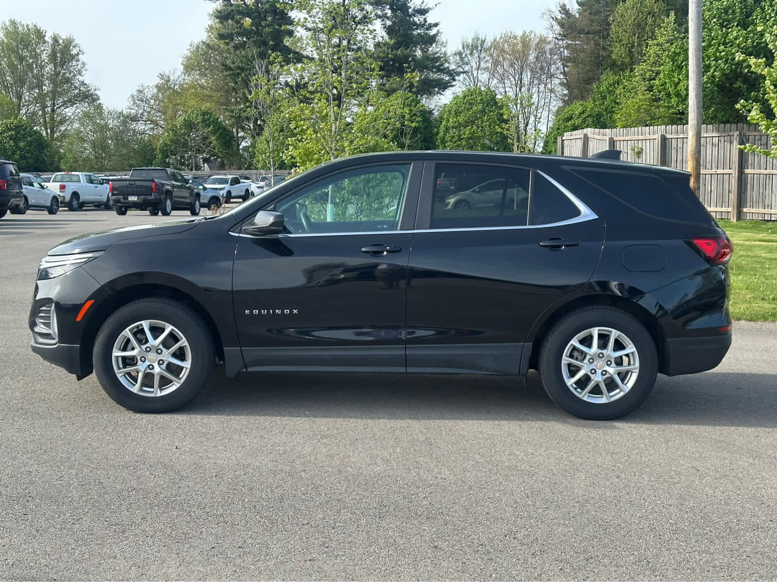 Used 2023 Chevrolet Equinox LT AWD/4WD image 4