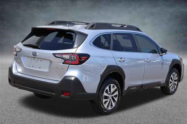 Certified 2025 Subaru Outback Premium AWD/4WD image 4