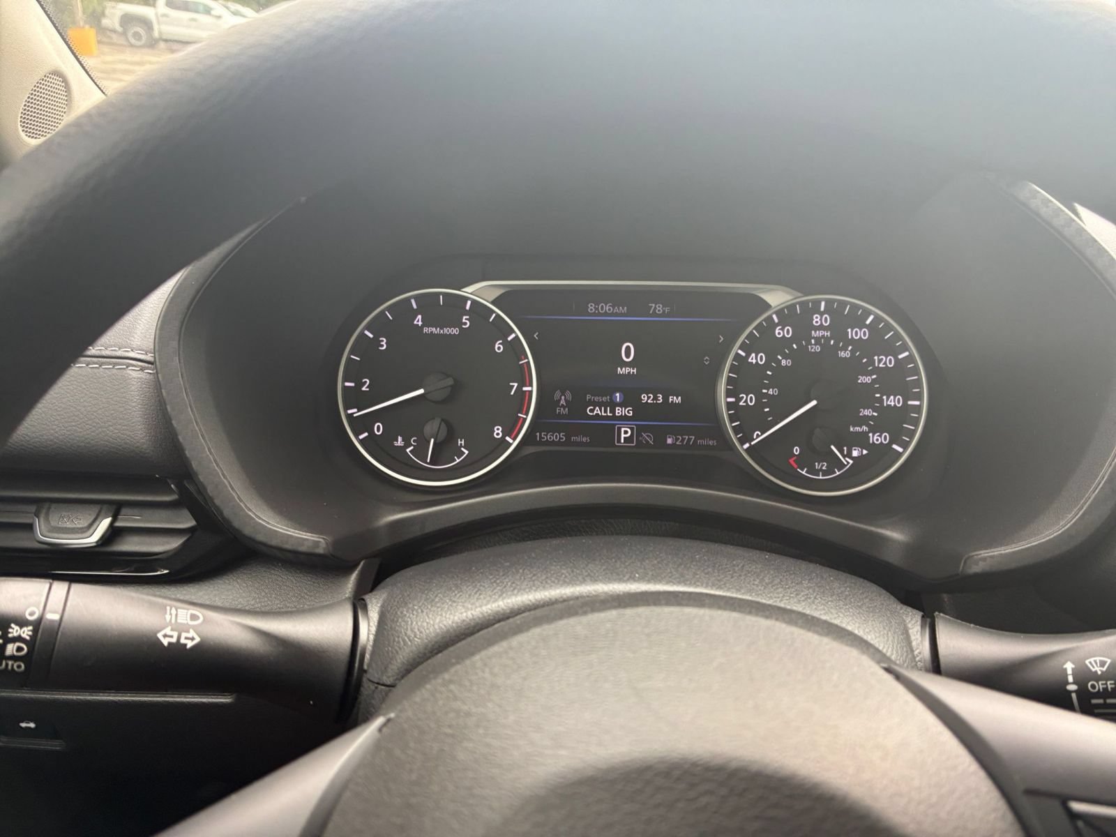 Used 2025 Nissan Sentra SV FWD image 35