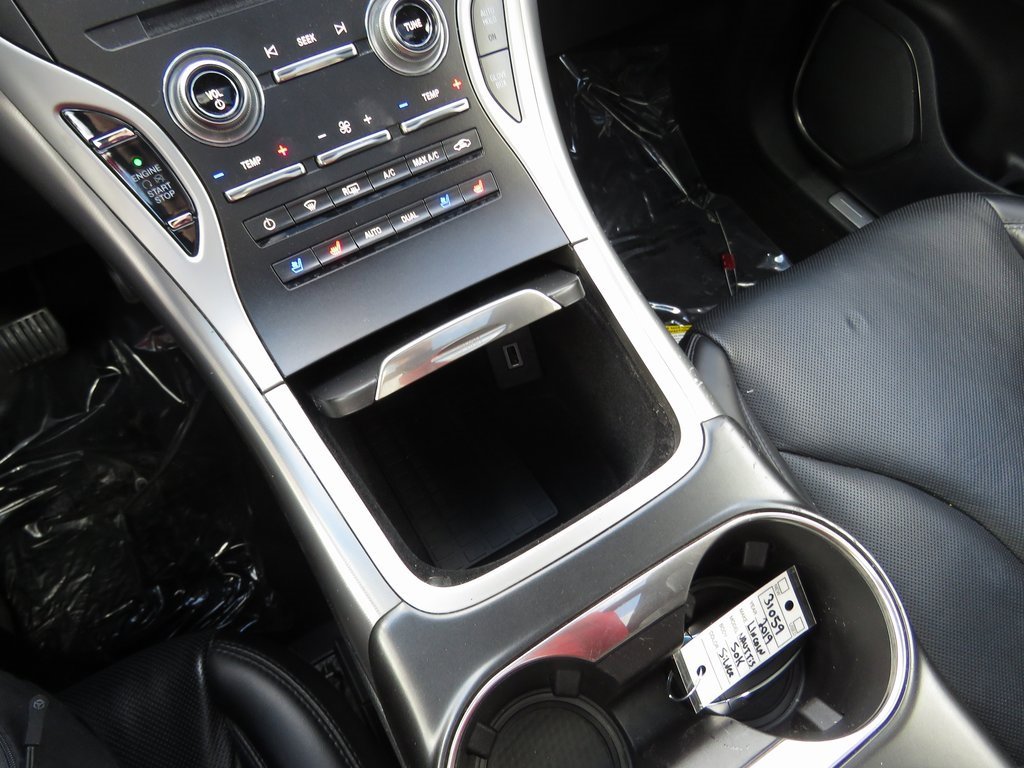 Used 2019 Lincoln Nautilus Reserve image 24