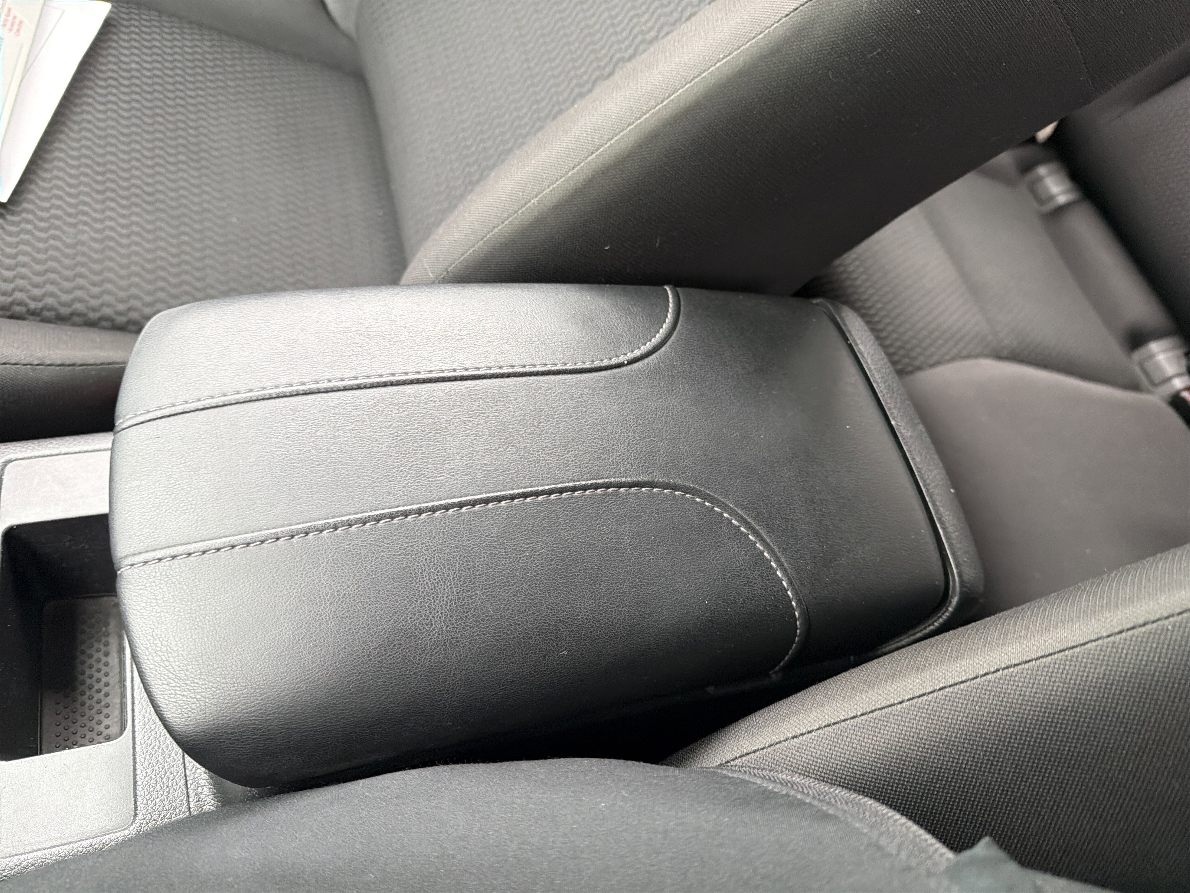 Used 2017 Nissan Rogue Sport S w/ S Appearance Package image 34