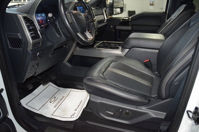 Used 2022 Ford F450 Platinum w/ FX4 Off-Road Package image 44