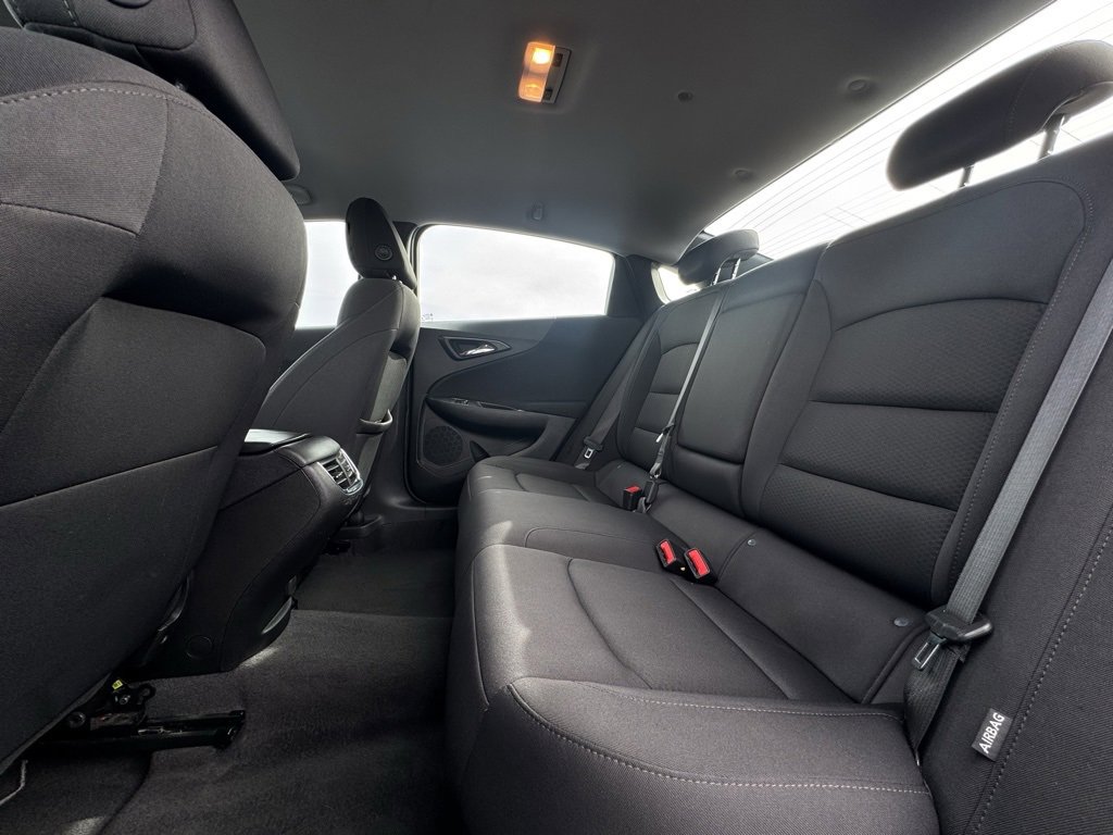 Used 2024 Chevrolet Malibu LT image 18