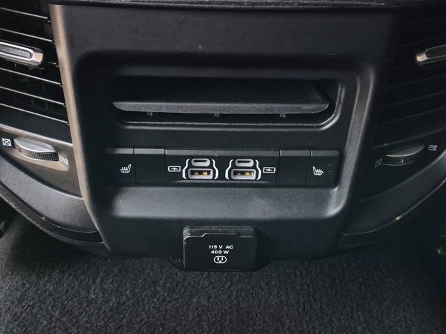 Used 2022 RAM 3500 Limited AWD/4WD image 17