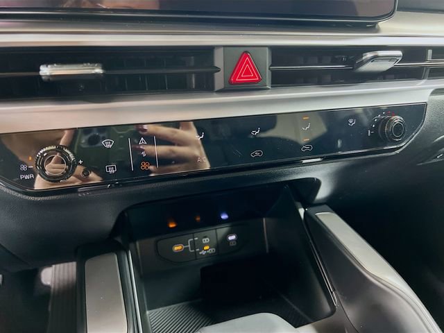 New 2026 Kia Sorento LX image 21