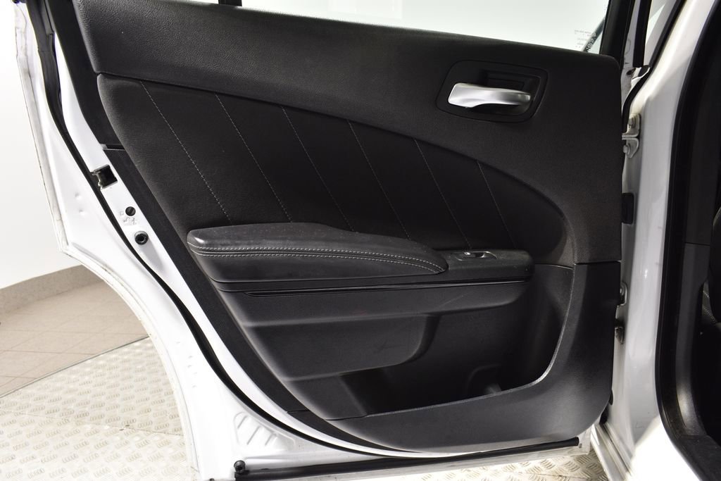 Used 2018 Dodge Charger GT w/ Blacktop Package image 26