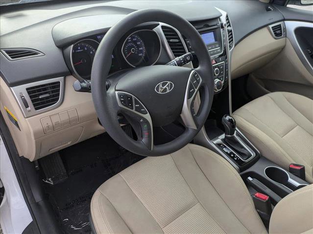 Used 2016 Hyundai Elantra GT image 10