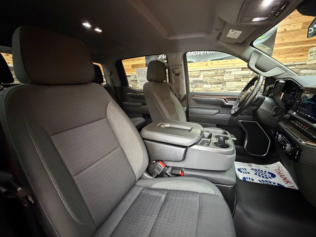Used 2023 Chevrolet Silverado 1500 LT image 15