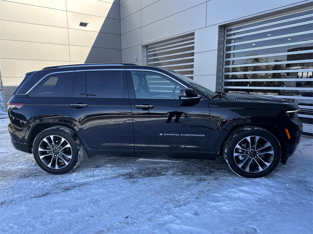 Used 2023 Jeep Grand Cherokee Overland image 8